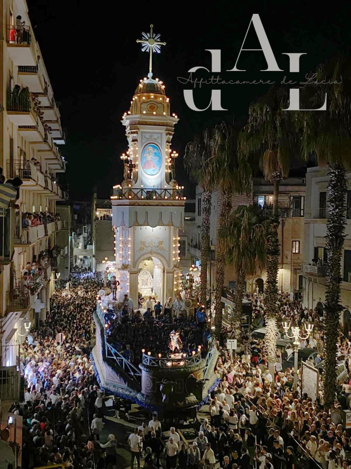De Lucia Affittacamere - Elegante Appartamento Storico Nel Cuore Della Citta Terlizzi Exterior foto